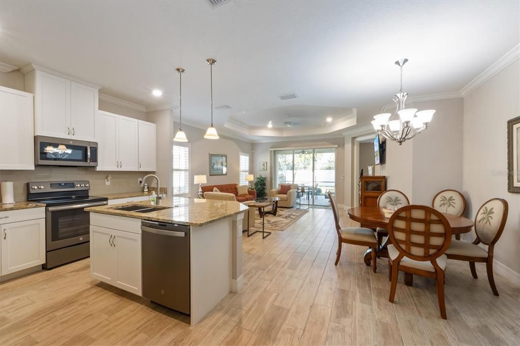 待售: $540,000 (2 贝兹, 2 浴室, 1525 平方英尺)