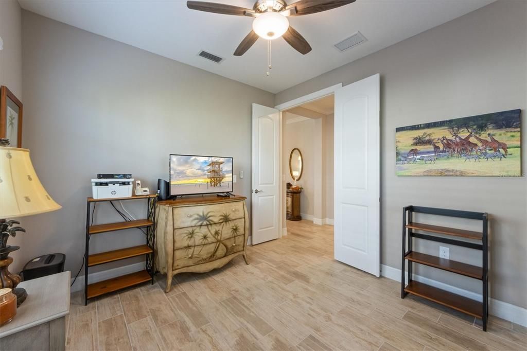 待售: $540,000 (2 贝兹, 2 浴室, 1525 平方英尺)