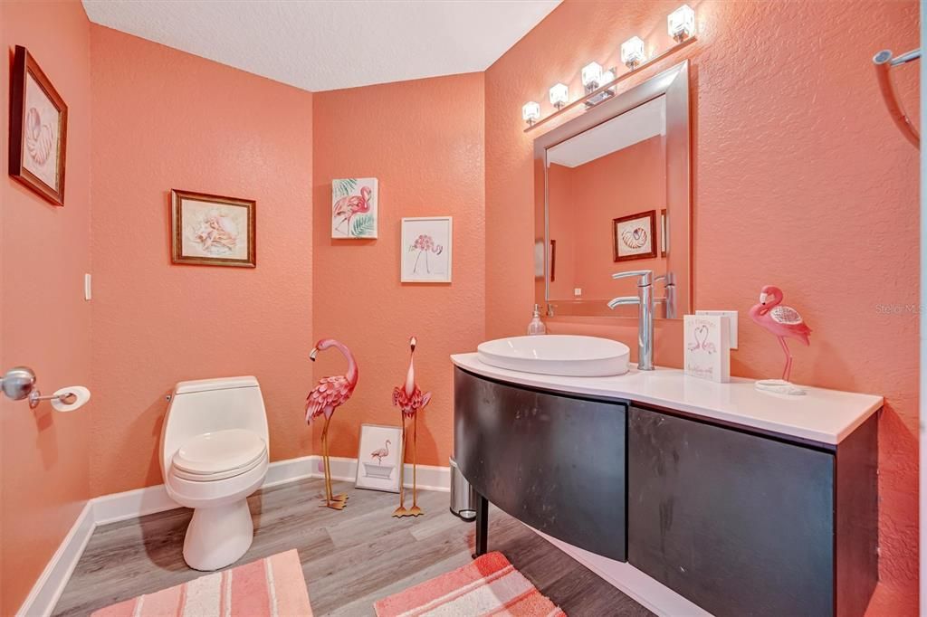 出租: $10,000 (6 贝兹, 5 浴室, 4676 平方英尺)