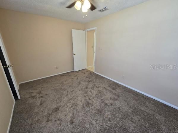 For Rent: $2,450 (4 beds, 2 baths, 1571 Square Feet)