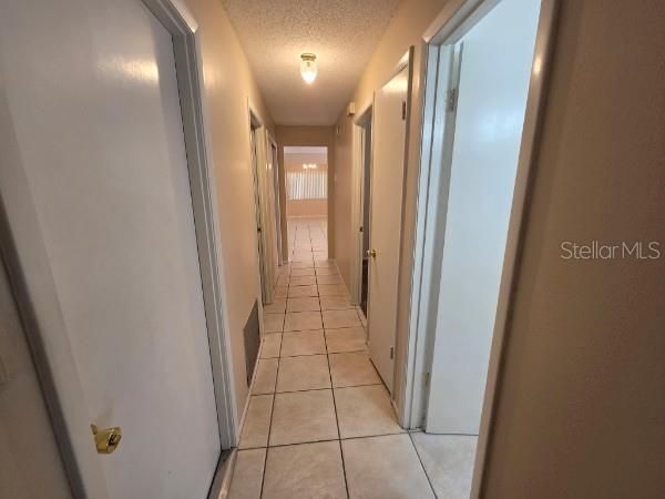 For Rent: $2,450 (4 beds, 2 baths, 1571 Square Feet)