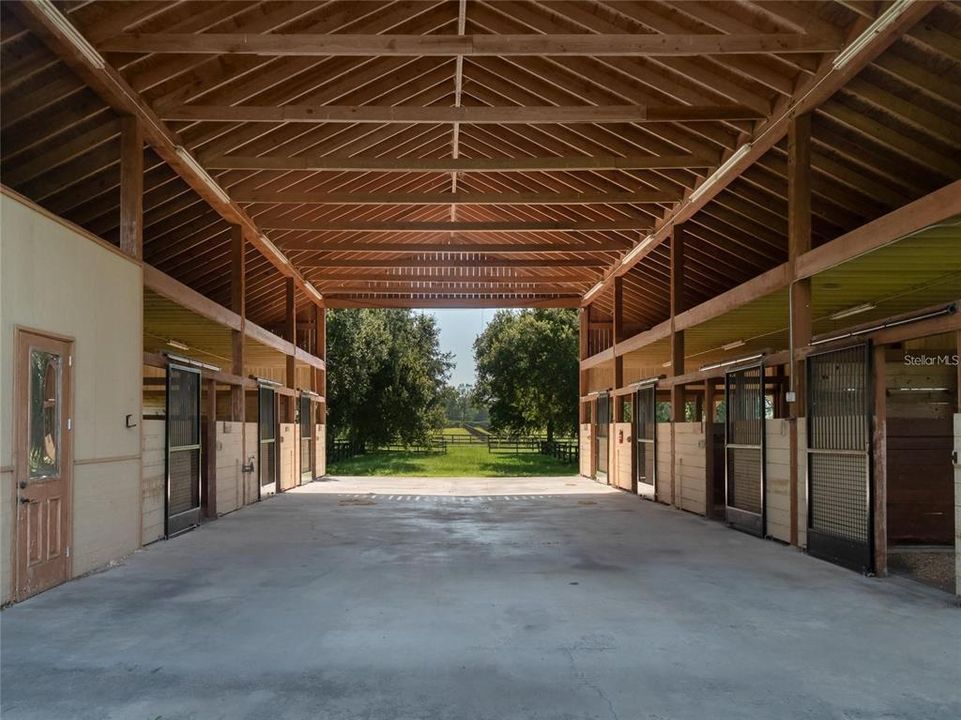 На продажу: $1,695,000 (4 спален, 5 ванн, 4559 Квадратных фут)