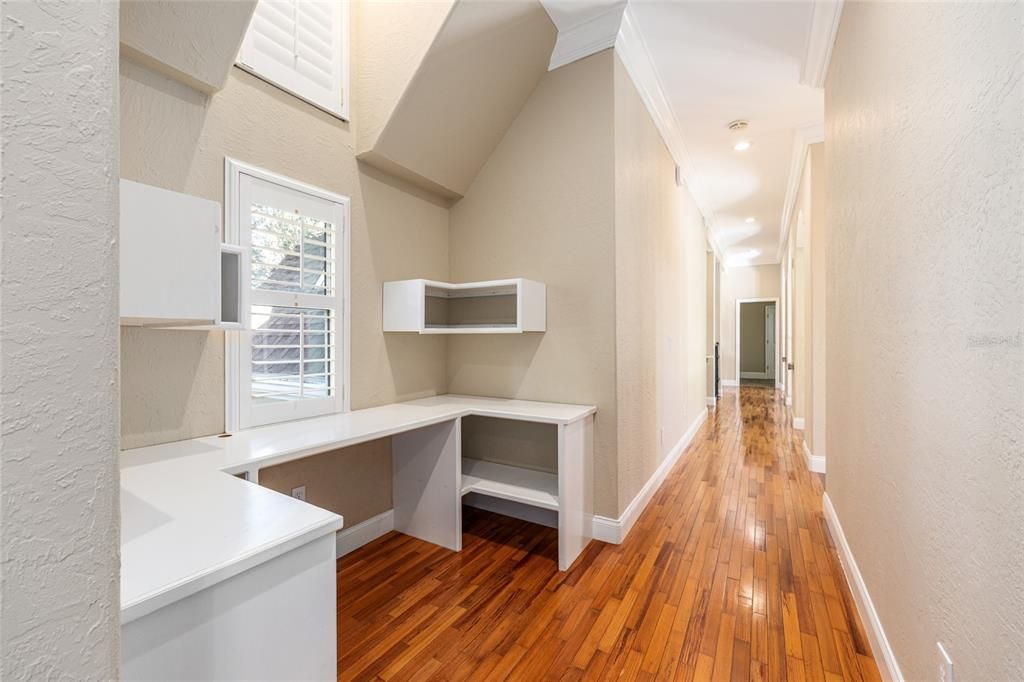 На продажу: $1,695,000 (4 спален, 5 ванн, 4559 Квадратных фут)