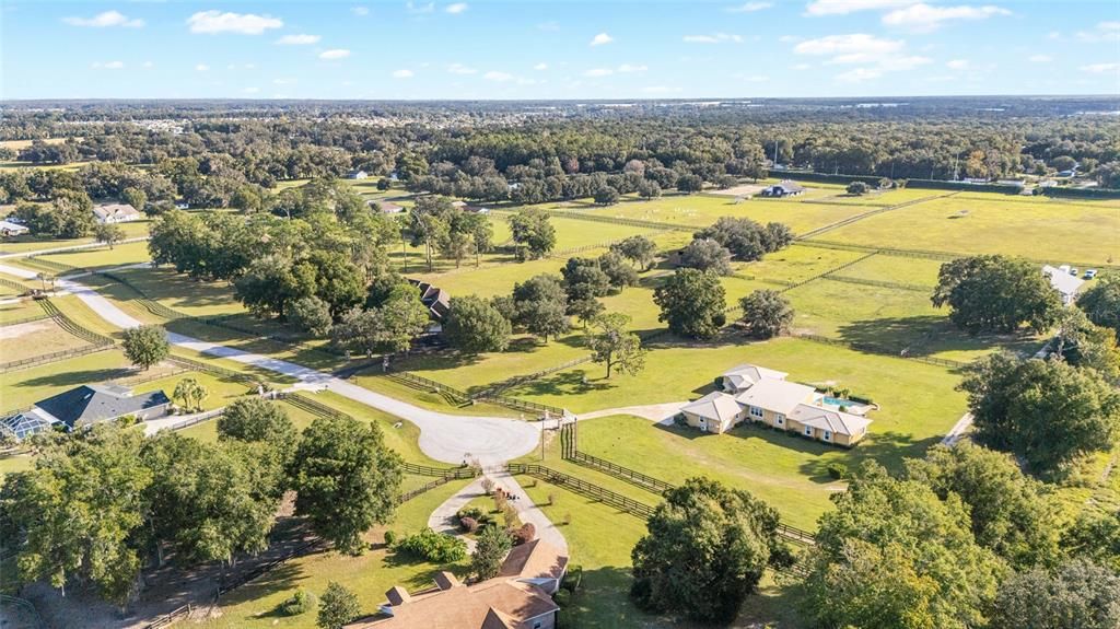 На продажу: $1,695,000 (4 спален, 5 ванн, 4559 Квадратных фут)