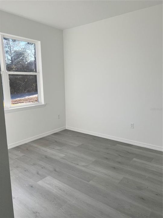 For Rent: $2,250 (4 beds, 2 baths, 1846 Square Feet)