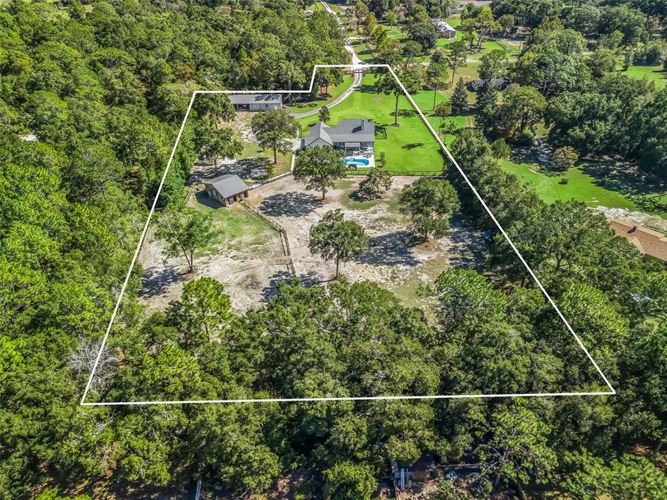 En Venta: $1,095,000 (3 camas, 2 baños, 2087 Pies cuadrados)