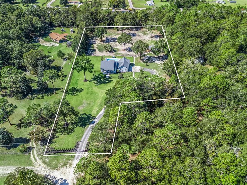 En Venta: $1,095,000 (3 camas, 2 baños, 2087 Pies cuadrados)