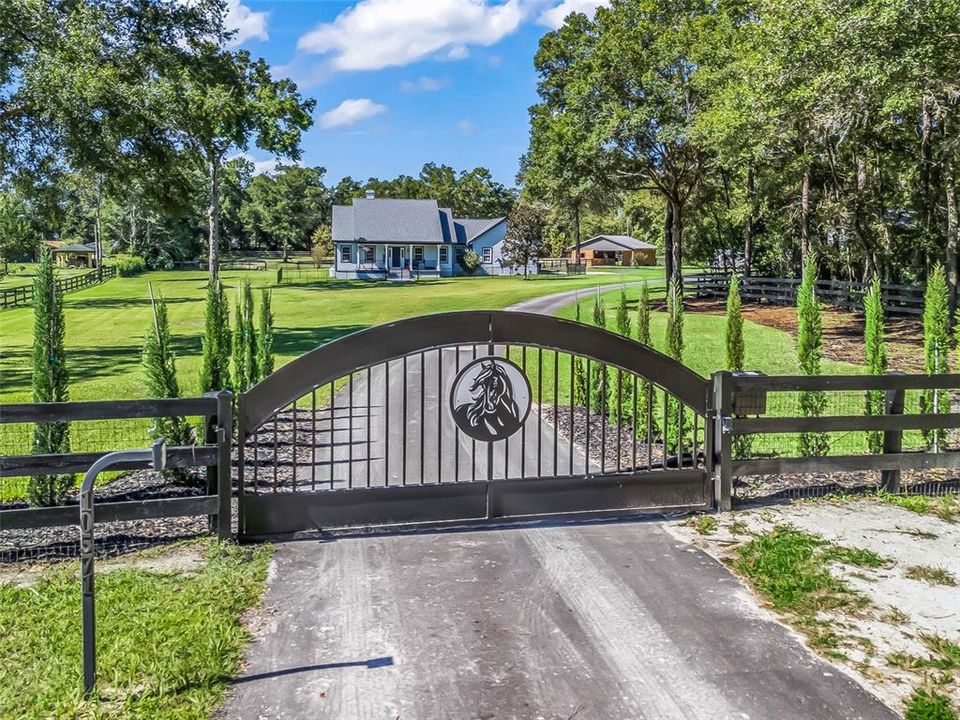 En Venta: $1,095,000 (3 camas, 2 baños, 2087 Pies cuadrados)