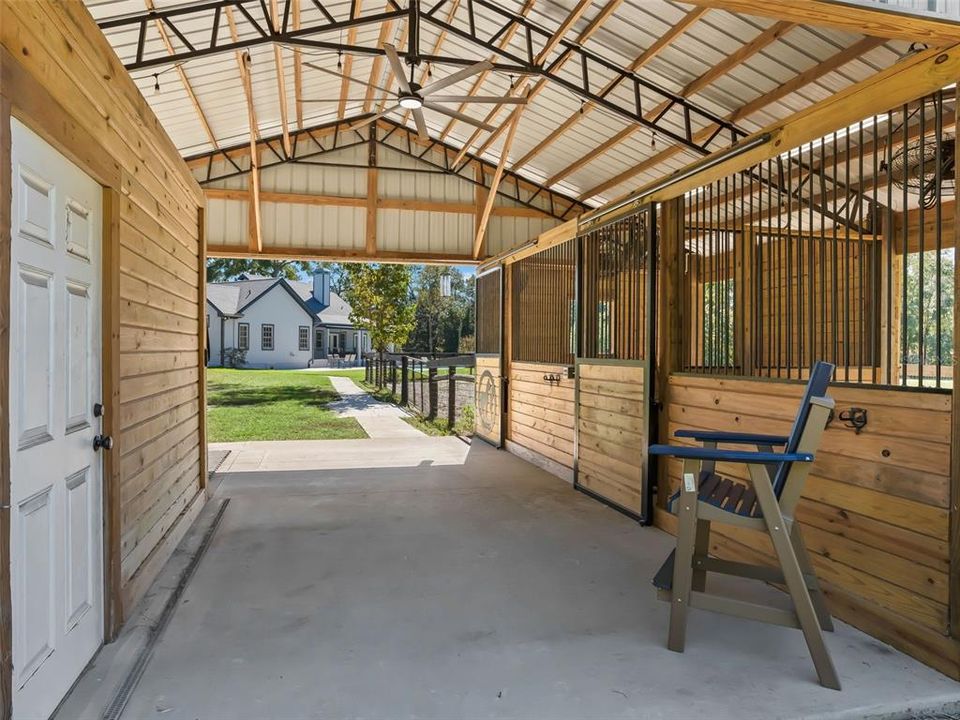 En Venta: $1,095,000 (3 camas, 2 baños, 2087 Pies cuadrados)