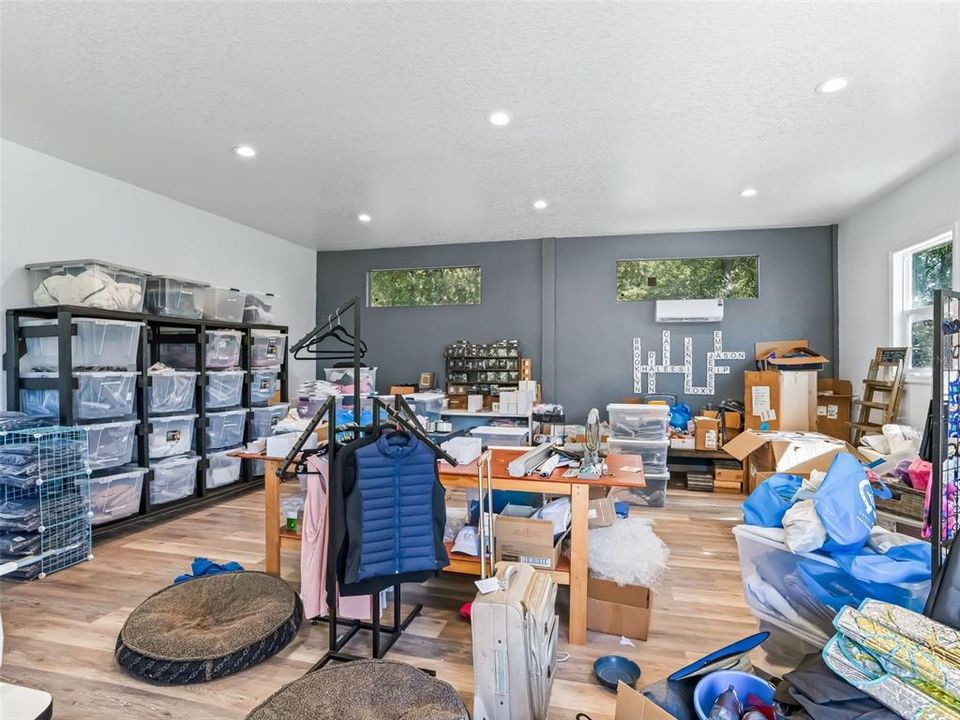 En Venta: $1,095,000 (3 camas, 2 baños, 2087 Pies cuadrados)