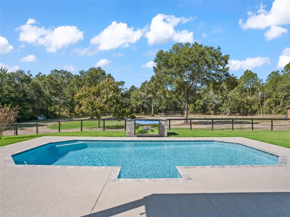 En Venta: $1,095,000 (3 camas, 2 baños, 2087 Pies cuadrados)