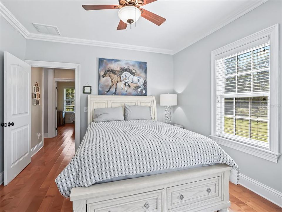 En Venta: $1,095,000 (3 camas, 2 baños, 2087 Pies cuadrados)