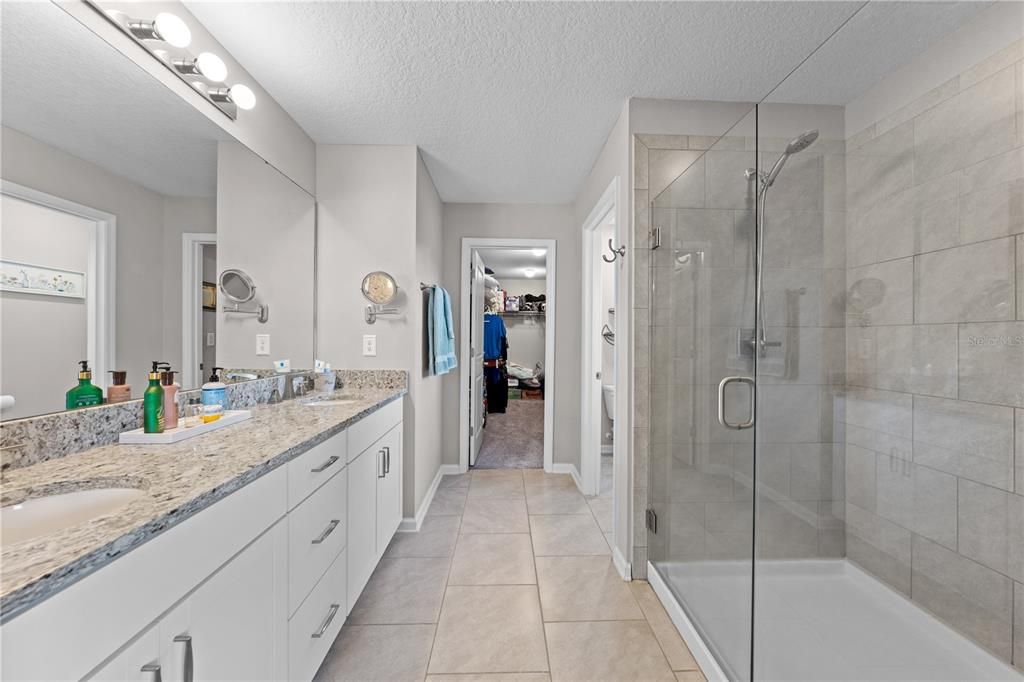 Active With Contract: $485,000 (4 beds, 2 baths, 2721 Square Feet)