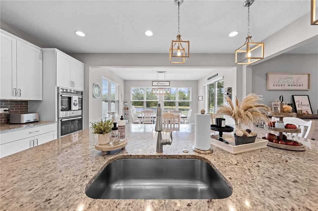 Active With Contract: $485,000 (4 beds, 2 baths, 2721 Square Feet)