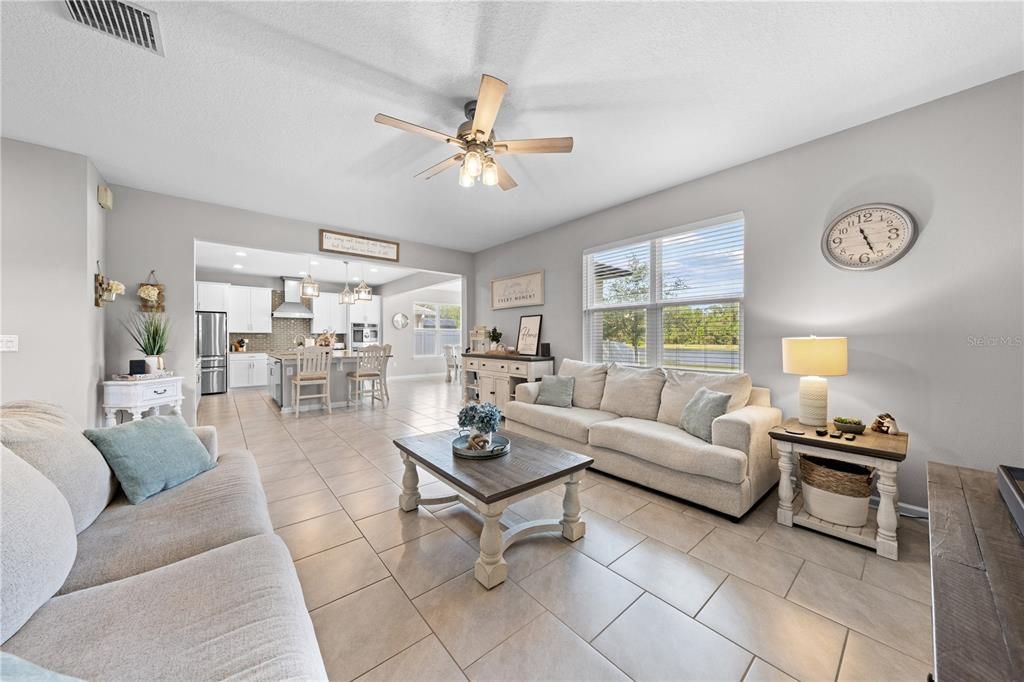 Active With Contract: $485,000 (4 beds, 2 baths, 2721 Square Feet)