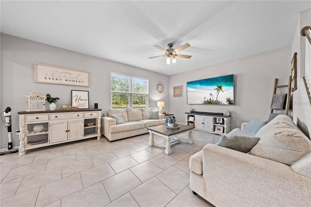 Active With Contract: $485,000 (4 beds, 2 baths, 2721 Square Feet)