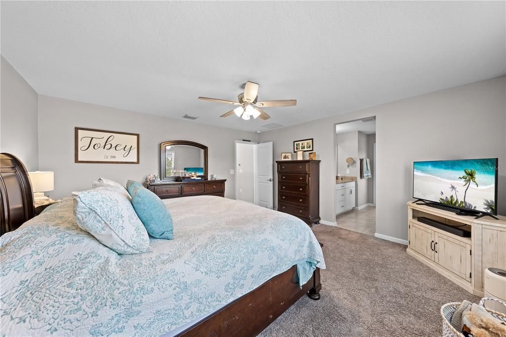 Active With Contract: $485,000 (4 beds, 2 baths, 2721 Square Feet)