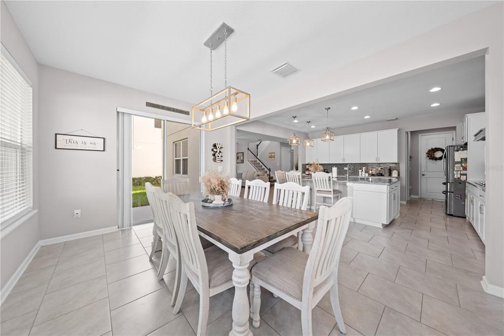 Active With Contract: $485,000 (4 beds, 2 baths, 2721 Square Feet)