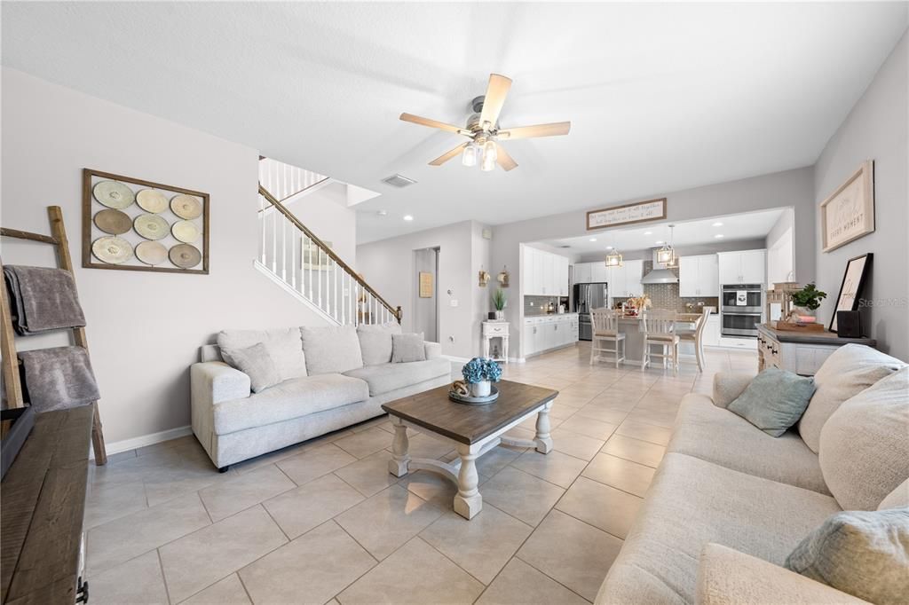 Active With Contract: $485,000 (4 beds, 2 baths, 2721 Square Feet)