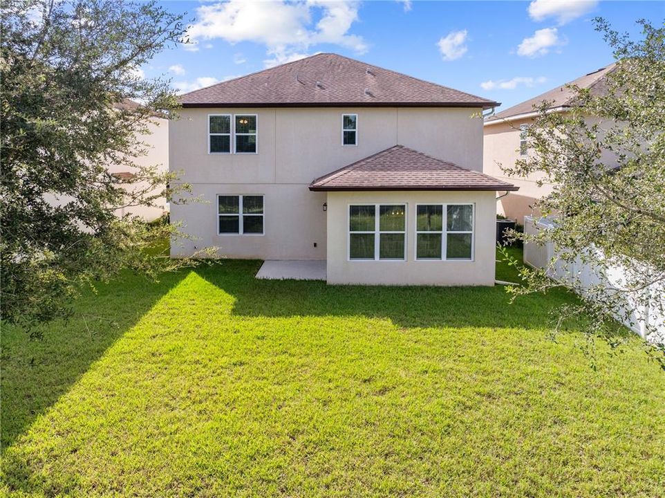 Active With Contract: $485,000 (4 beds, 2 baths, 2721 Square Feet)