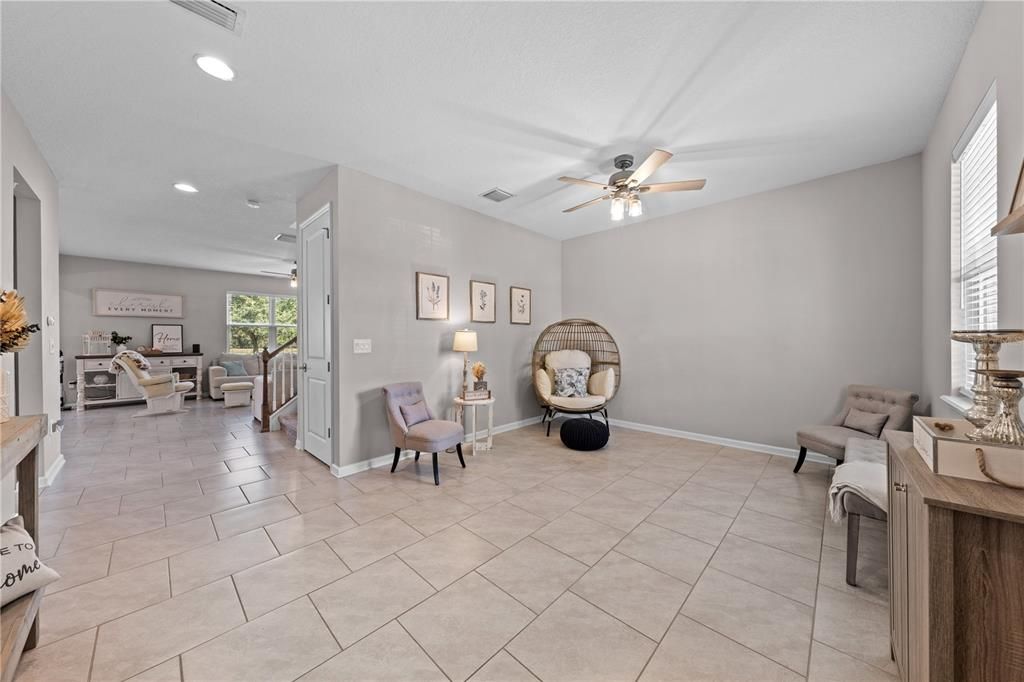 Active With Contract: $485,000 (4 beds, 2 baths, 2721 Square Feet)