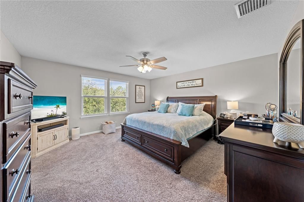 Active With Contract: $485,000 (4 beds, 2 baths, 2721 Square Feet)