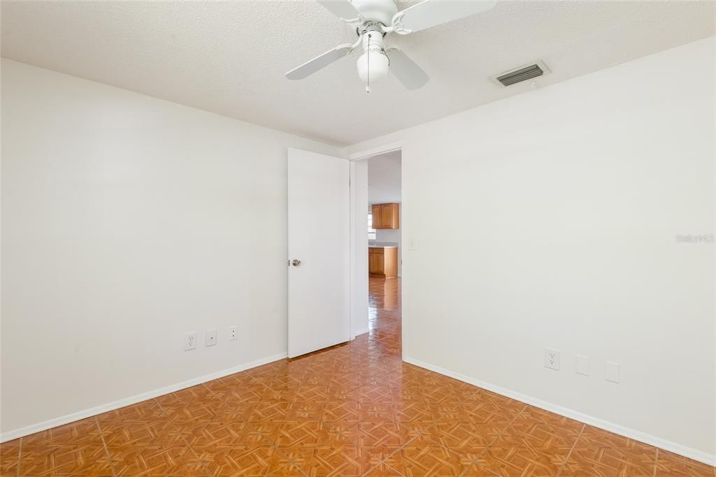 Active With Contract: $395,000 (3 beds, 2 baths, 1176 Square Feet)