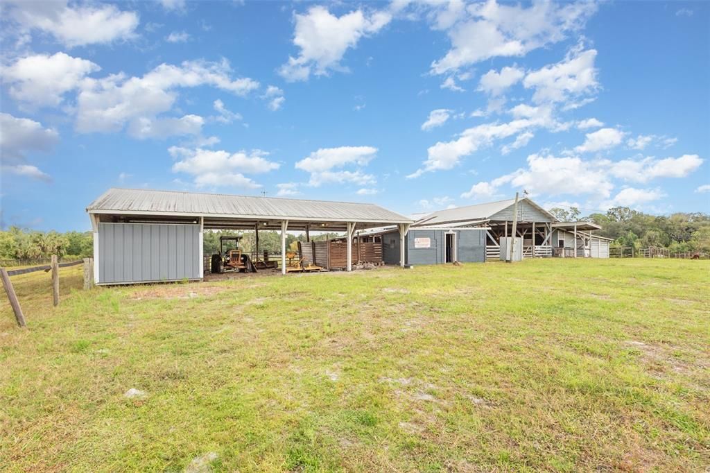 待售: $1,500,000 (10.00 acres)