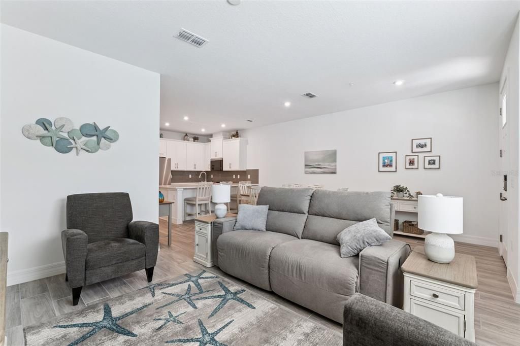 For Sale: $470,999 (3 beds, 2 baths, 1680 Square Feet)