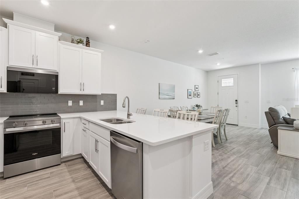 For Sale: $470,999 (3 beds, 2 baths, 1680 Square Feet)