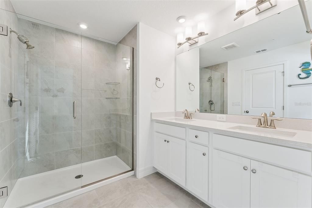 For Sale: $470,999 (3 beds, 2 baths, 1680 Square Feet)