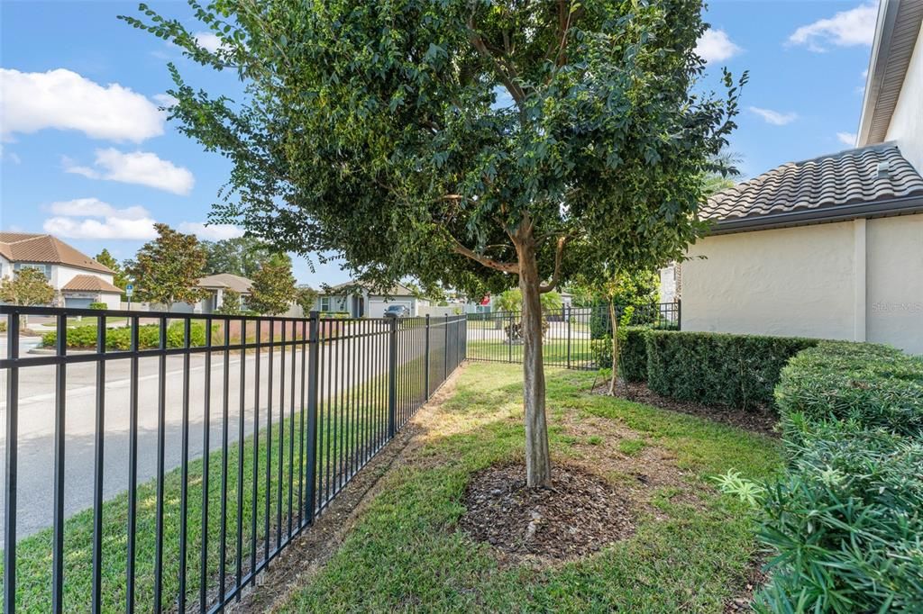 Active With Contract: $749,000 (5 beds, 3 baths, 3493 Square Feet)