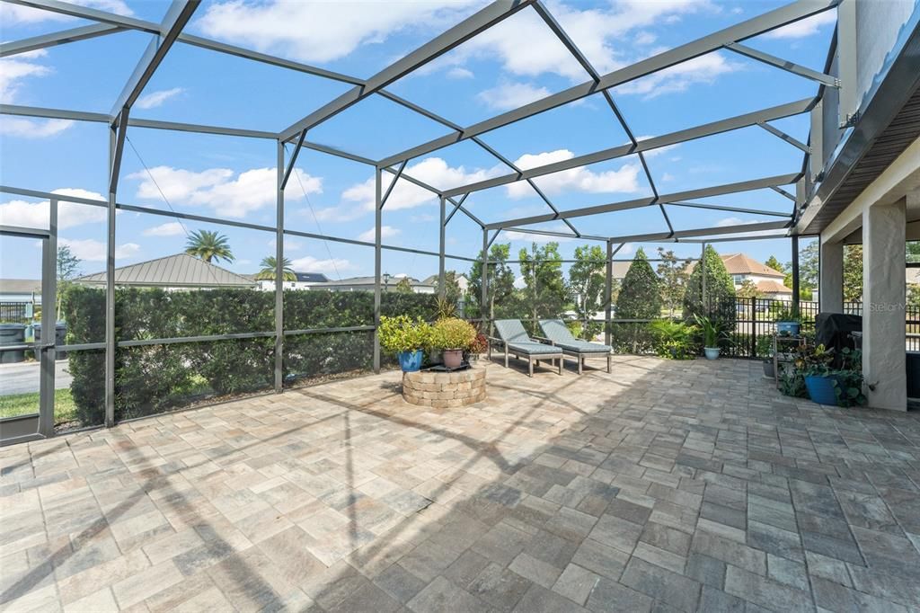 Active With Contract: $749,000 (5 beds, 3 baths, 3493 Square Feet)