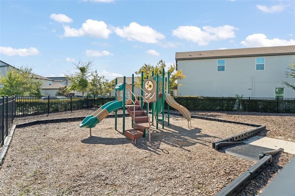 Active With Contract: $749,000 (5 beds, 3 baths, 3493 Square Feet)