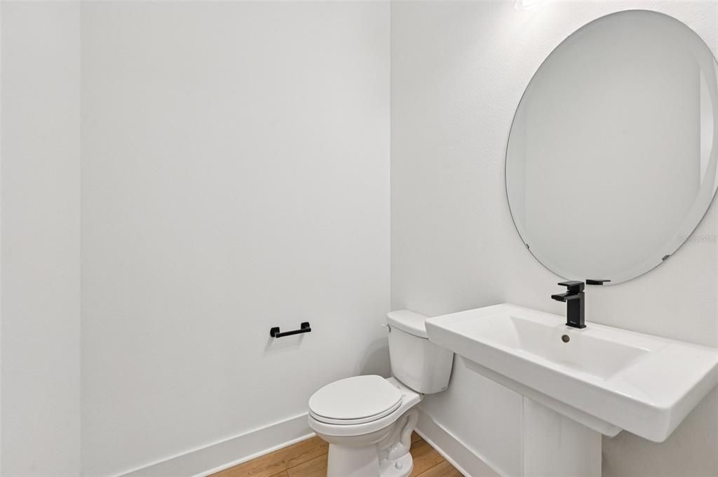 En Venta: $669,990 (5 camas, 3 baños, 3595 Pies cuadrados)