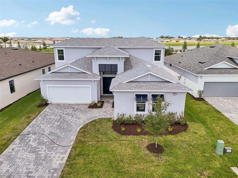 En Venta: $669,990 (5 camas, 3 baños, 3595 Pies cuadrados)