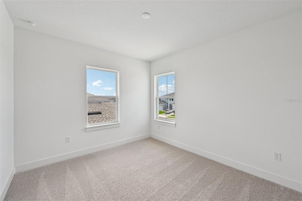 En Venta: $669,990 (5 camas, 3 baños, 3595 Pies cuadrados)