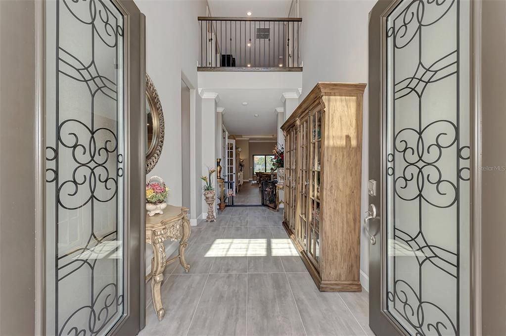 For Sale: $1,425,000 (4 beds, 4 baths, 3884 Square Feet)