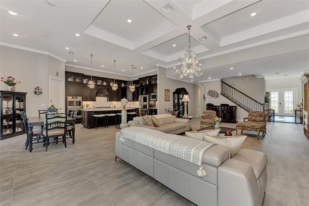 For Sale: $1,425,000 (4 beds, 4 baths, 3884 Square Feet)