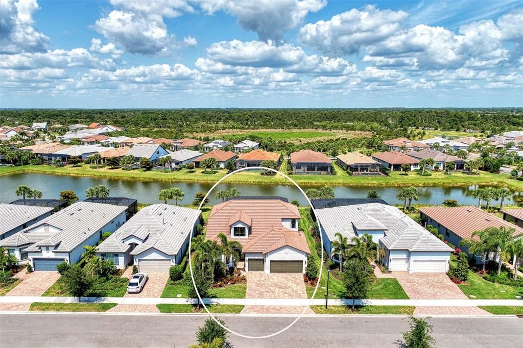 For Sale: $1,425,000 (4 beds, 4 baths, 3884 Square Feet)