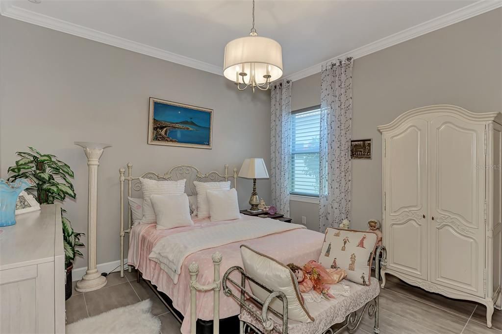 For Sale: $1,425,000 (4 beds, 4 baths, 3884 Square Feet)