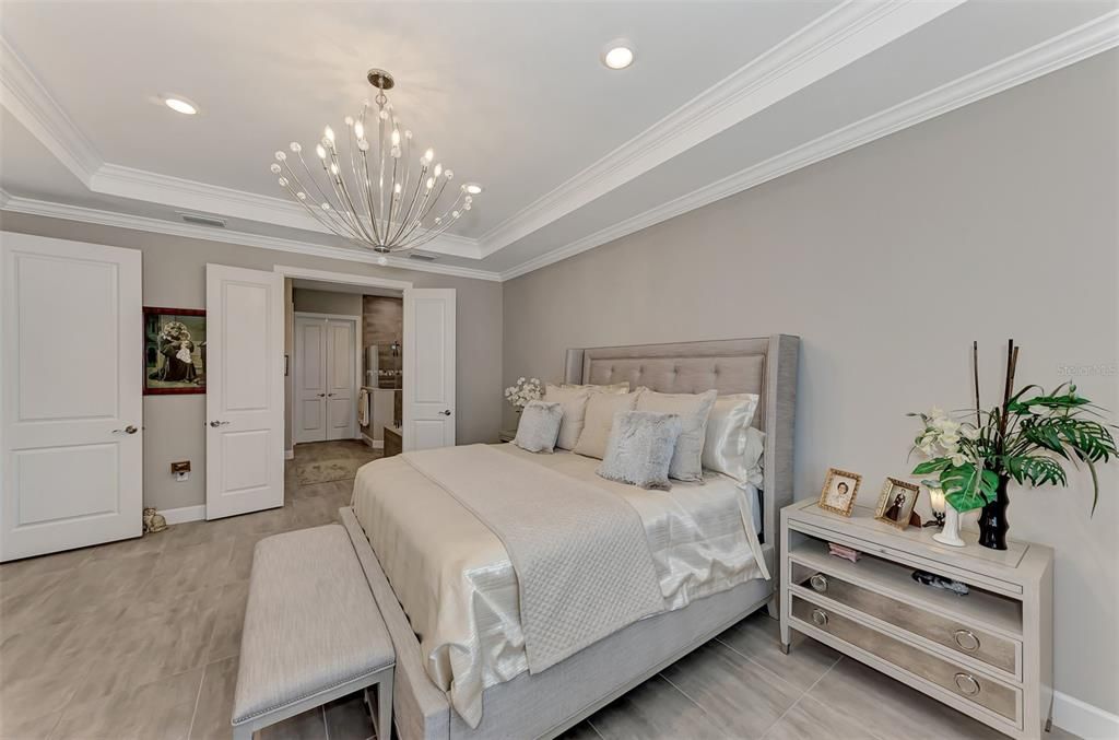 For Sale: $1,425,000 (4 beds, 4 baths, 3884 Square Feet)