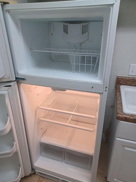 For Rent: $1,000 (1 beds, 1 baths, 448 Square Feet)