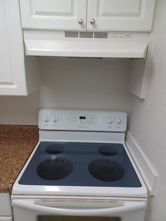 For Rent: $1,000 (1 beds, 1 baths, 448 Square Feet)