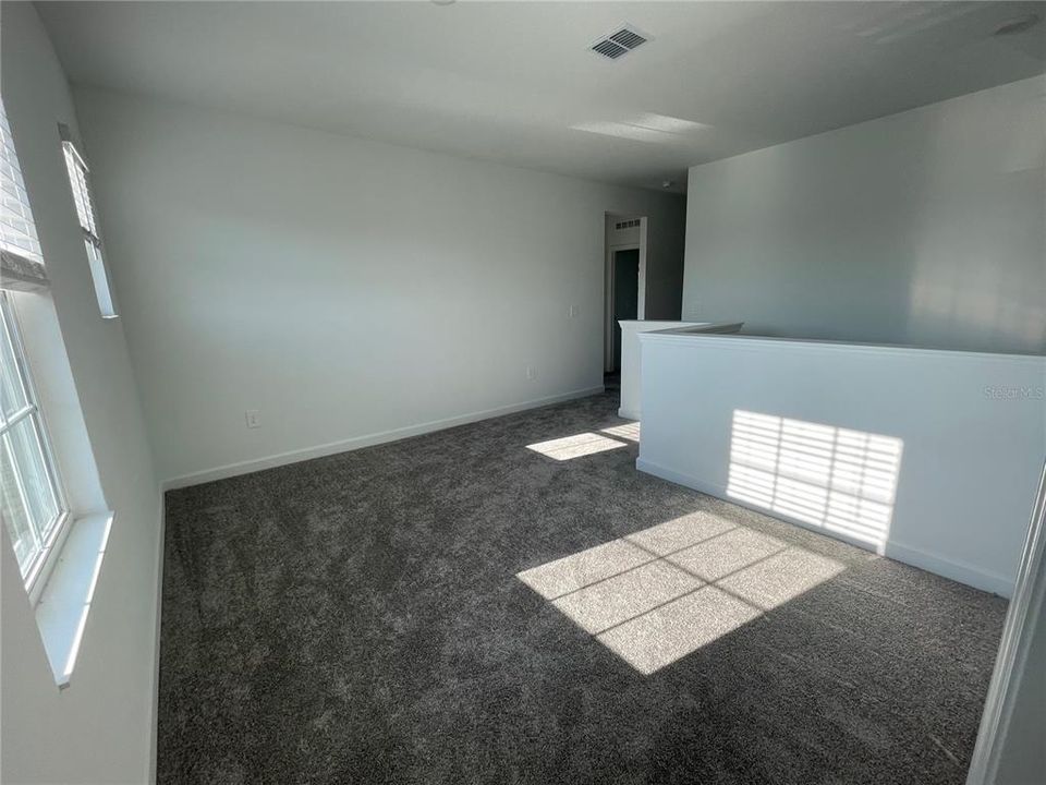 На продажу: $600,000 (5 спален, 3 ванн, 3470 Квадратных фут)