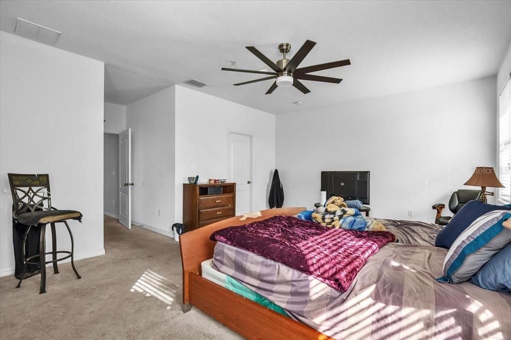 For Sale: $259,000 (3 beds, 2 baths, 1844 Square Feet)