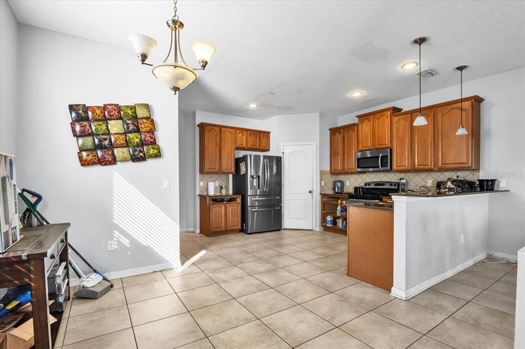 For Sale: $259,000 (3 beds, 2 baths, 1844 Square Feet)