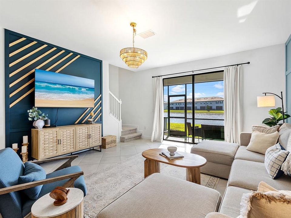 Под контрактом: $339,900 (3 спален, 2 ванн, 1925 Квадратных фут)