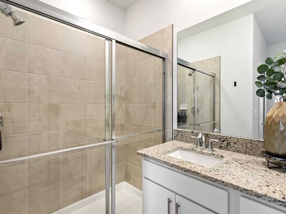 Под контрактом: $339,900 (3 спален, 2 ванн, 1925 Квадратных фут)