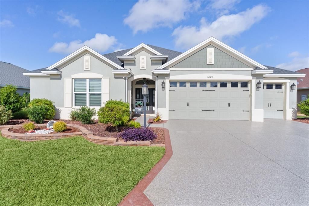 Active With Contract: $929,900 (3 beds, 2 baths, 2067 Square Feet)